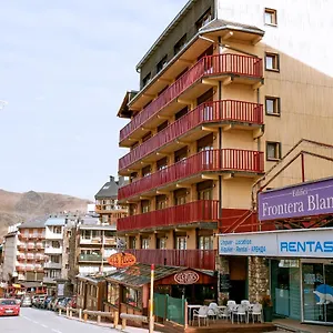 Apart-hotel Kione Paradís Blanc, Pas De La Casa